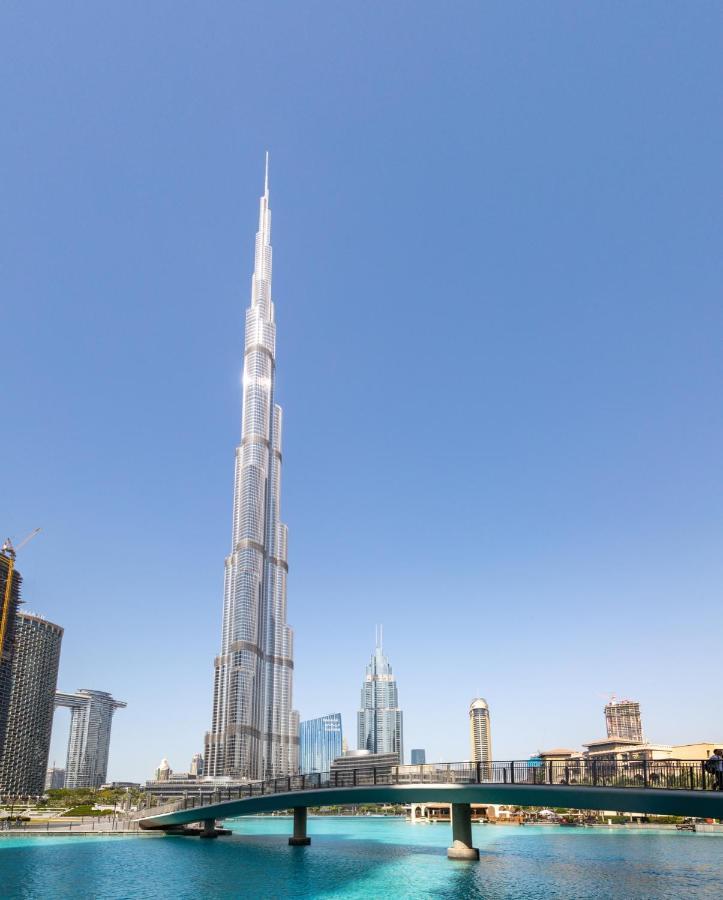 Frank Porter - Burj Vista Apartment *